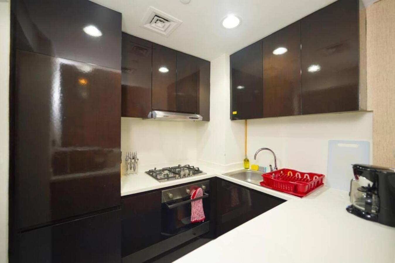 Brown Stone - Pool View Ii Merano Apartment Dubai
